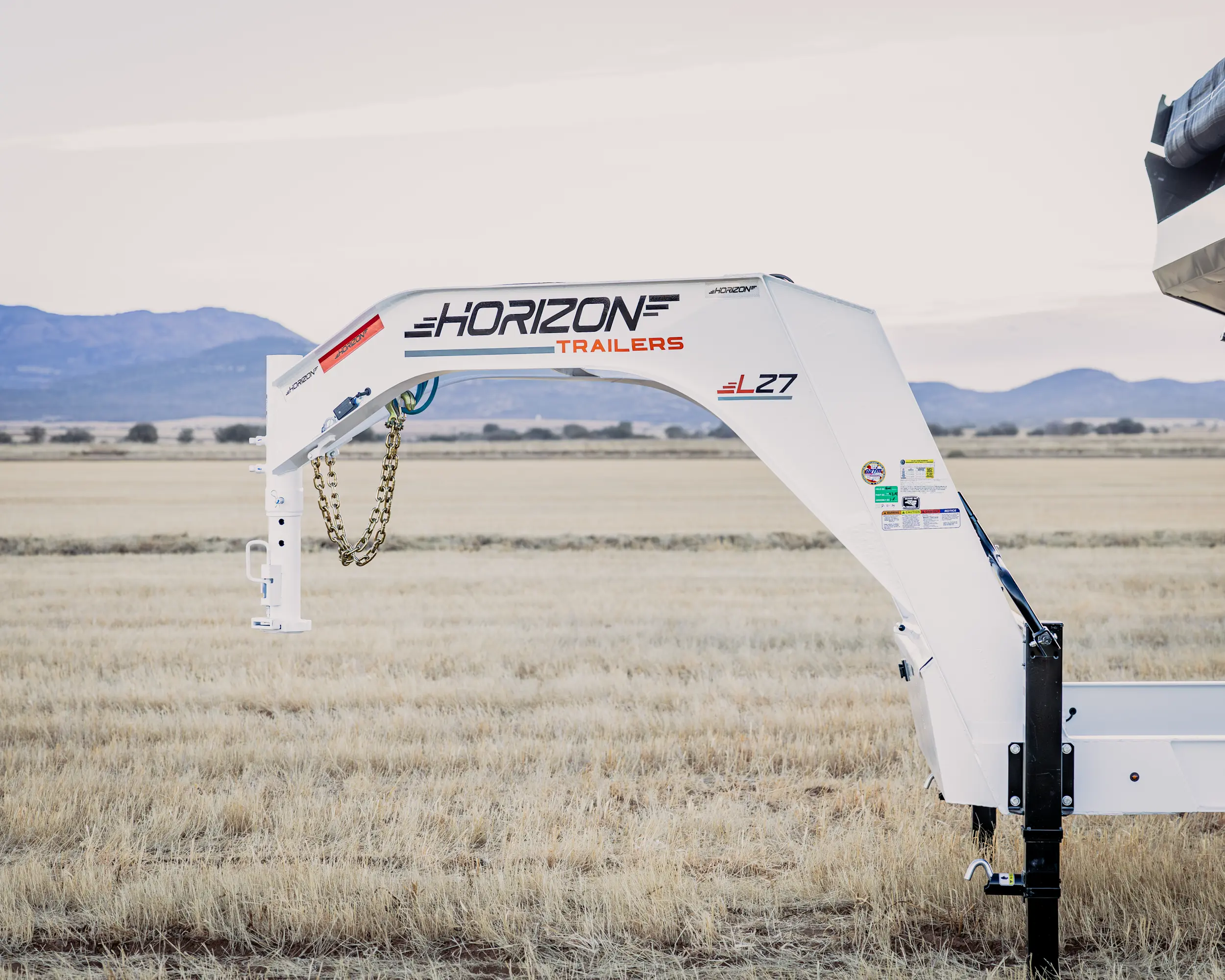 horizon trailers img